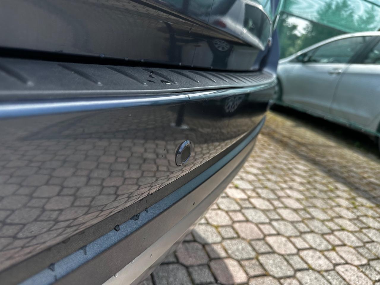 Chevrolet Captiva 2.0 VCDi 7 POSTI CAMBIO AUTOMATICO