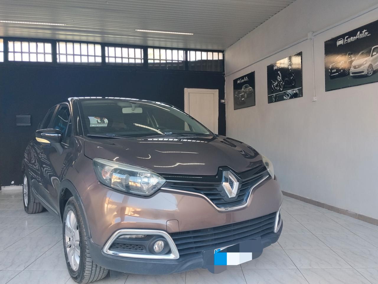 Renault Captur 1.5 diesel 2017 CON GARANZIA