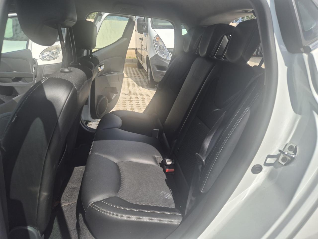 Renault Clio dCi 8V 90 CV 5 porte Moschino Zen