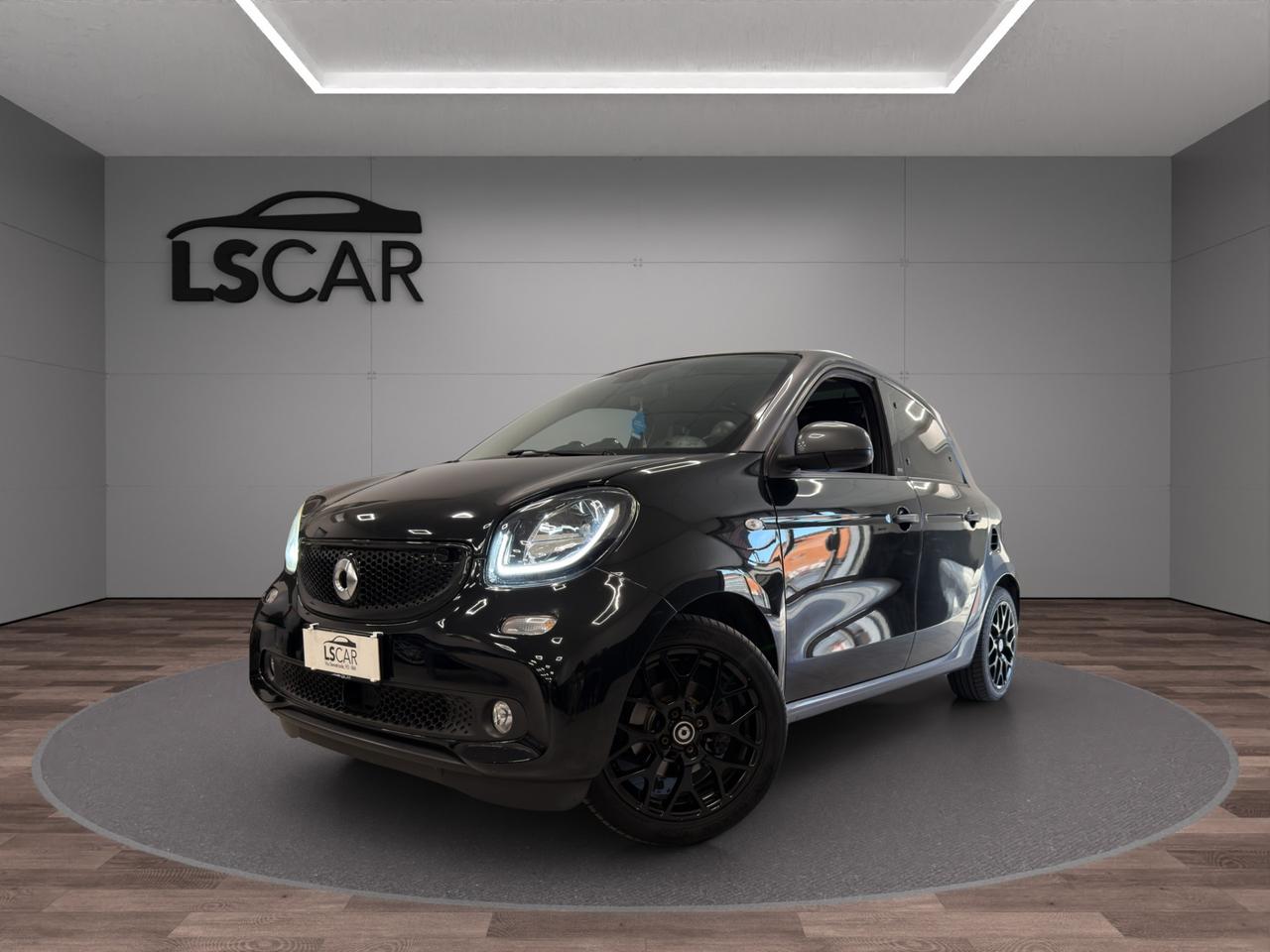 Smart forfour 0.9t Passion 90cv - Unipro - Promo FInanziamento- Schermo touch - Tetto panoramico