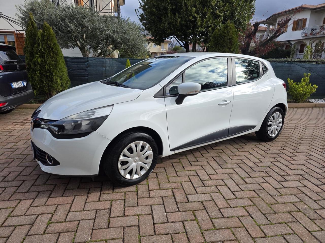 Renault Clio 1.5 dCi 8V 75CV 5 porte Costume National