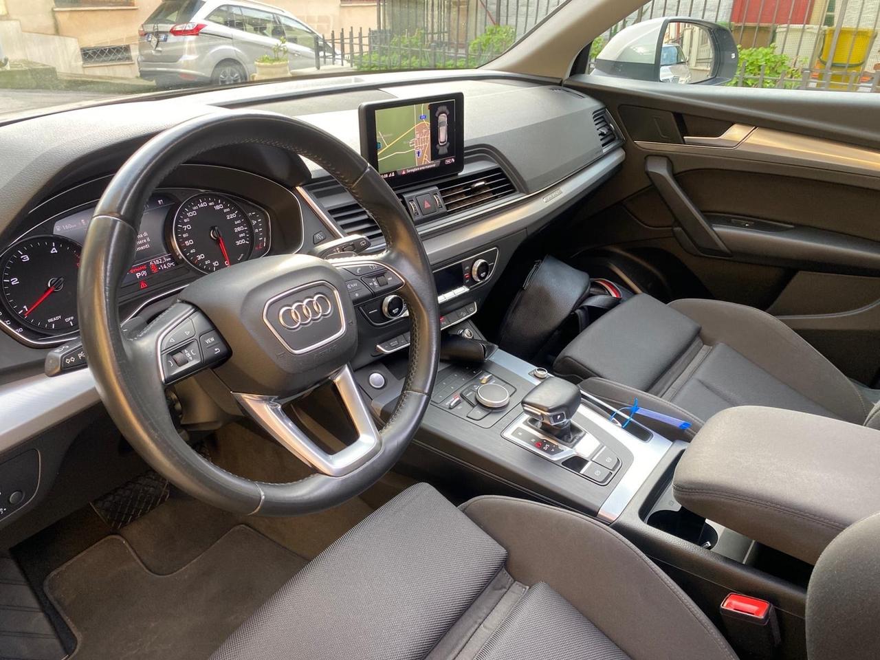 Audi Q5 40 TDI quattro S tronic Sport tetto panoramico