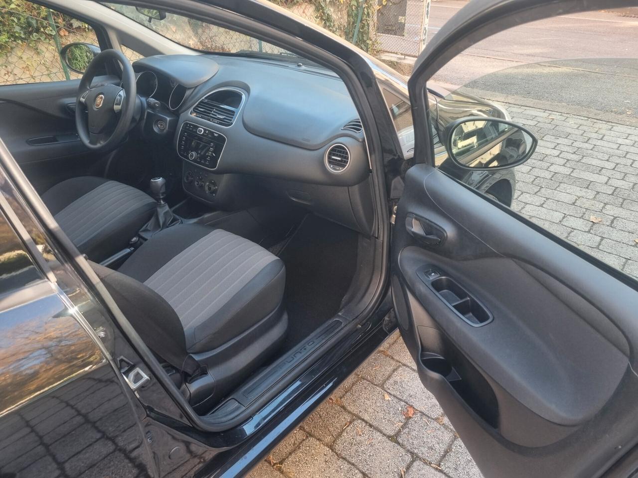 Fiat Punto 1.2 8V 5 porte anno2018 1propr. neopat