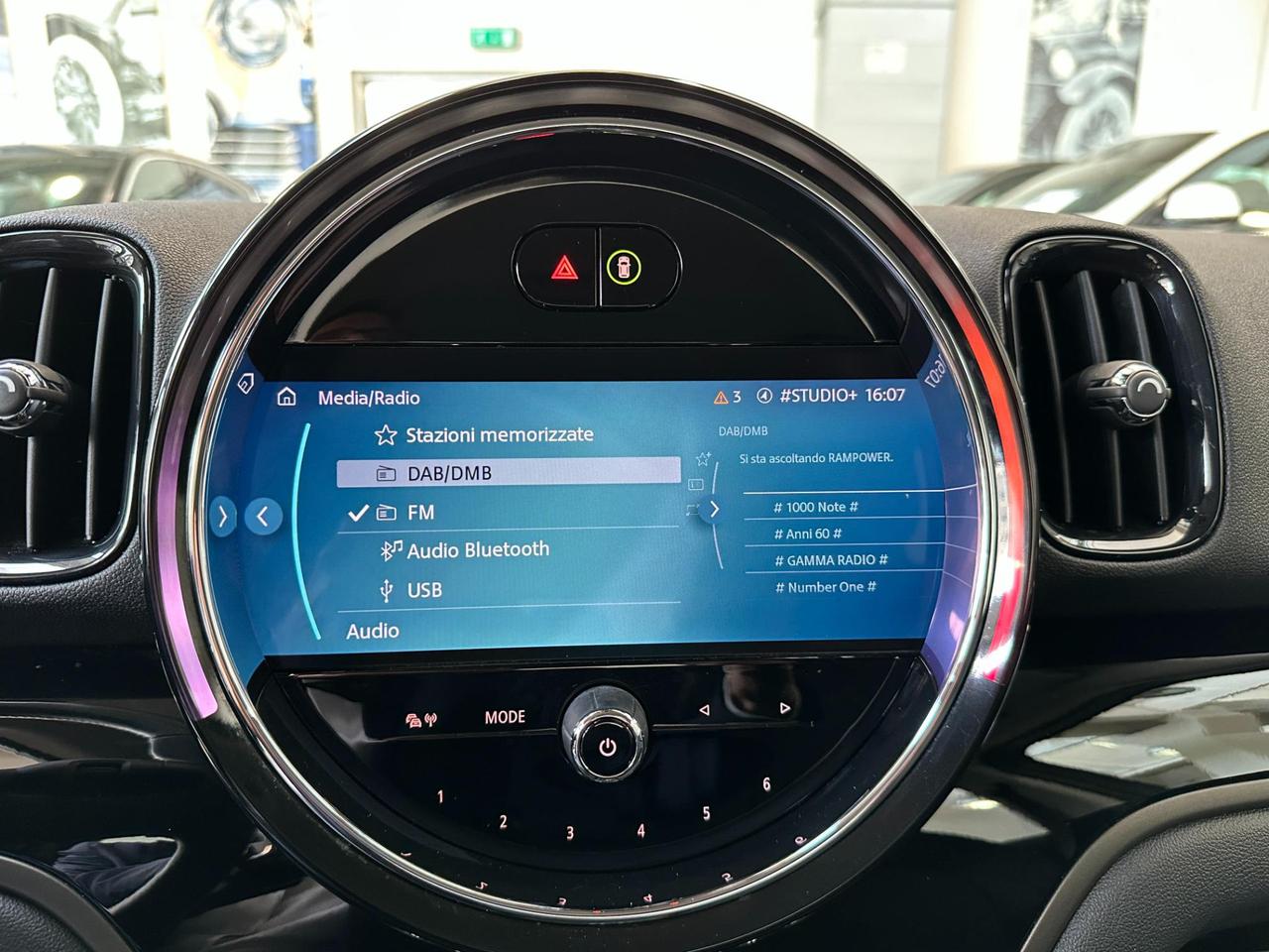 Mini Countryman Cooper SE Classic 1.5 Phev ALL4 - LED-Camera-Carplay-IVA