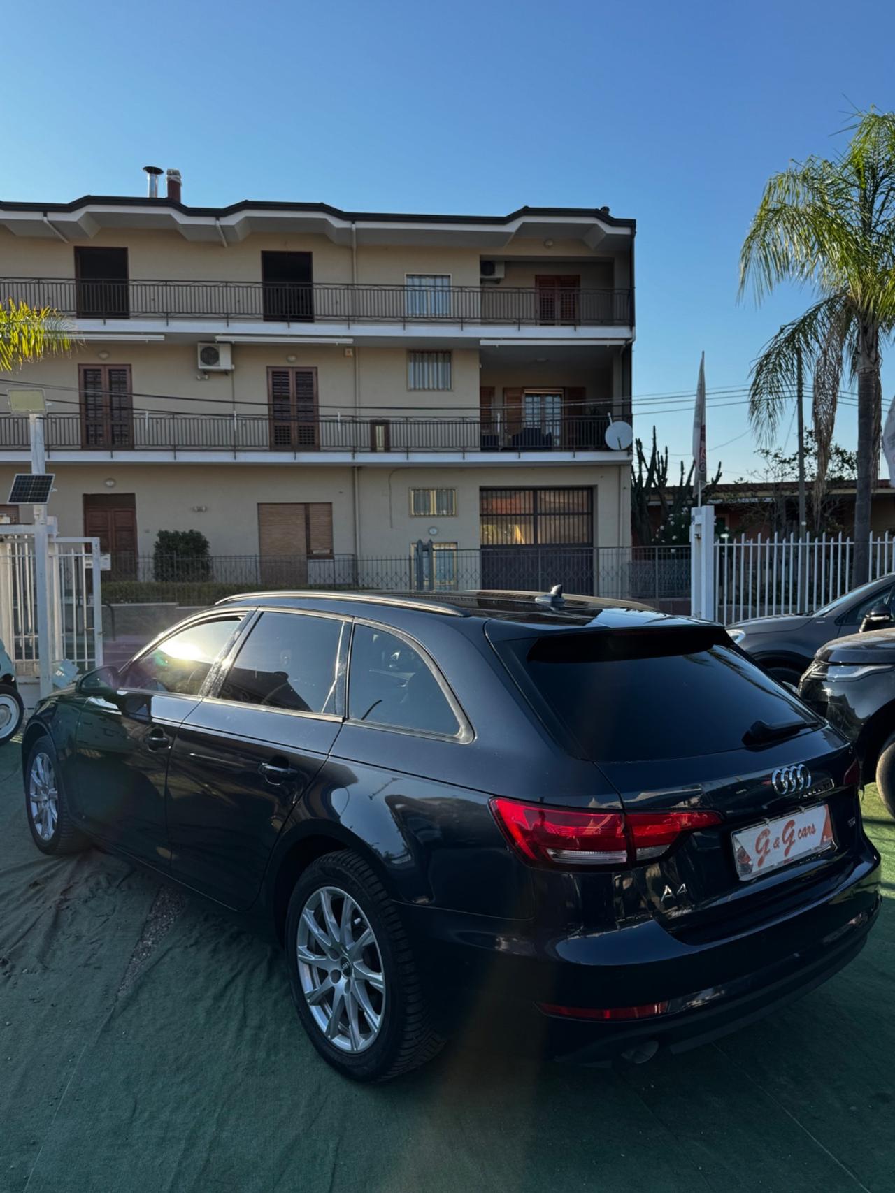 Audi A4 Avant 2.0 TDI 150 CV ultra Design