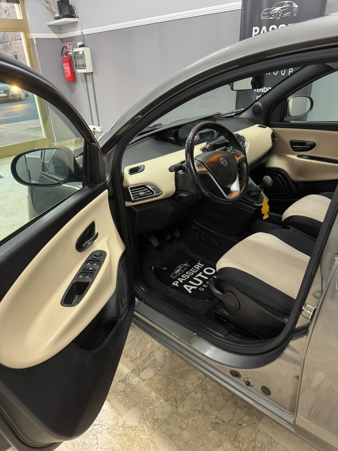 Lancia Ypsilon 1.3 MJT 16V 95 CV 5 porte S&S Platinum