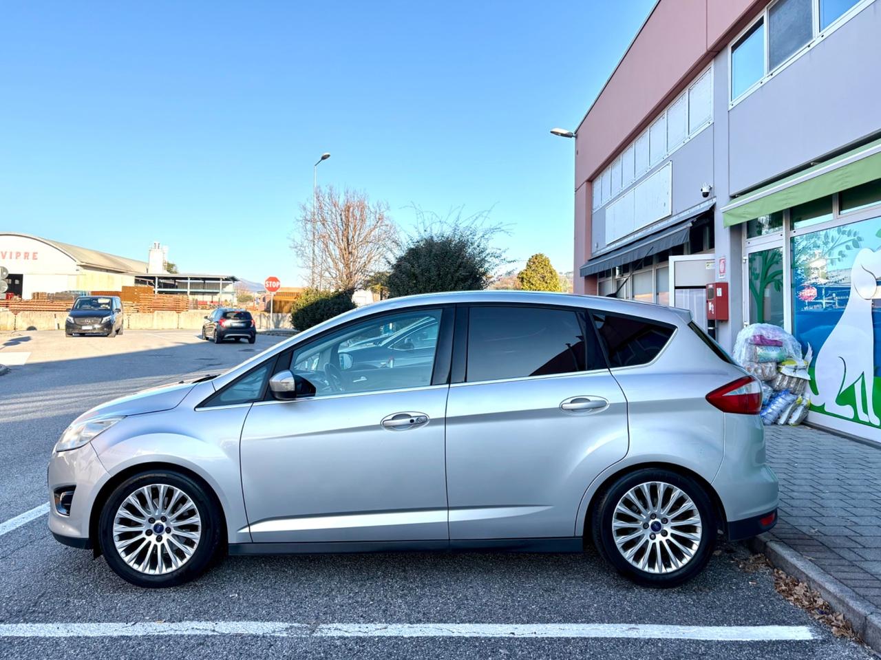 Ford C-Max 1.6 TDCi 95CV Titanium Ok neopatentati