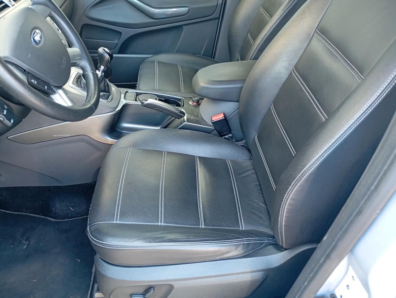 Ford Kuga -2011