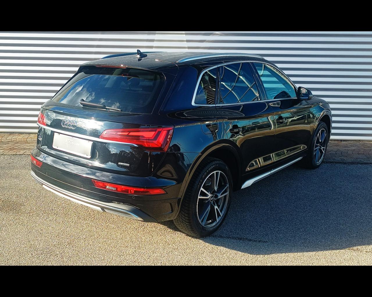 AUDI Q5 40 TDI QUATTRO S-TRONIC BUSINESS