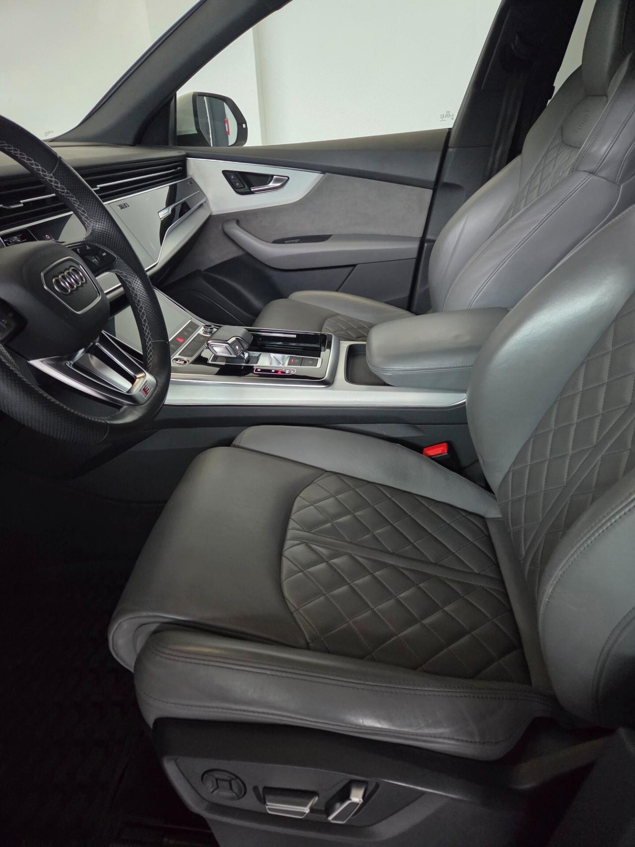 Audi Q8 50 TDI 286 CV quattro tiptronic Sport