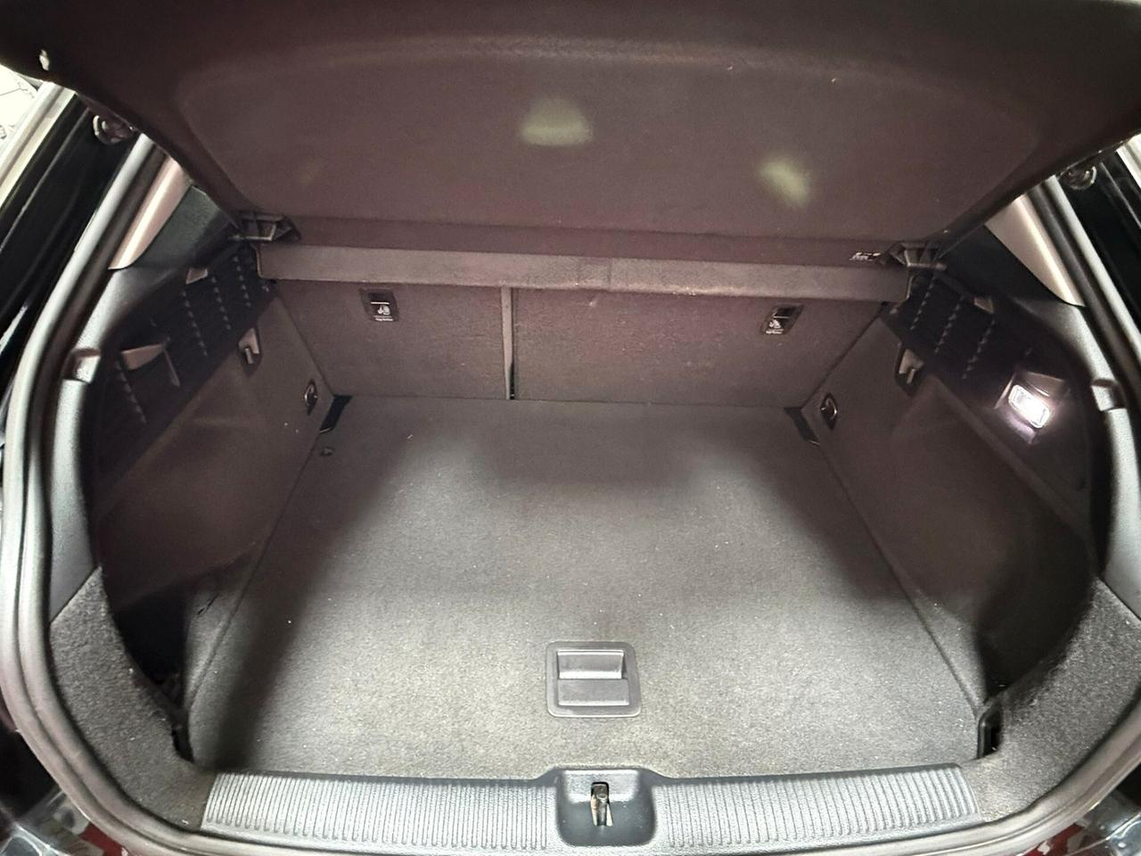 Audi Q2 1.6 TDI 116cv Business - 2016