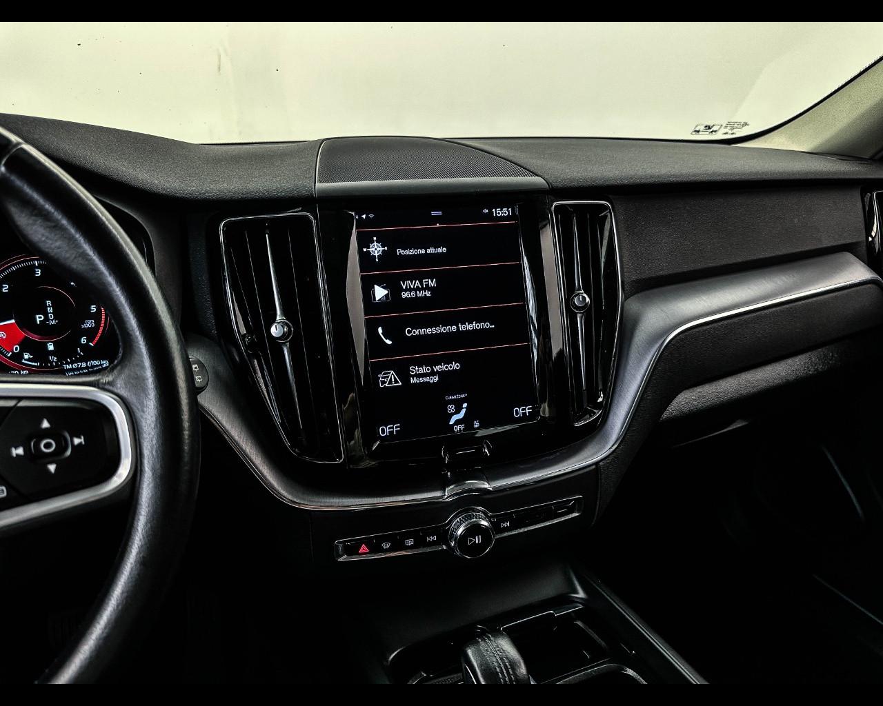 VOLVO XC60 B4 (d) AWD Geartronic Momentum Pro