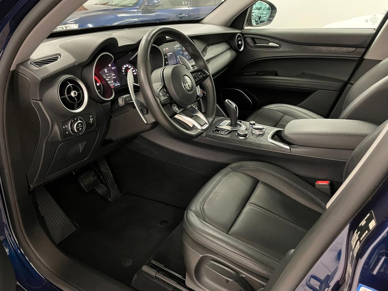 Alfa Romeo Stelvio 2.2 TD 190 CV EXECUTIVE CERCHI 20 PELLE TOTALE GOMME NUOVE RETROCAMERA PADDLE