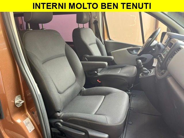 RENAULT Trafic 1.6 dCi 120CV 8 POSTI