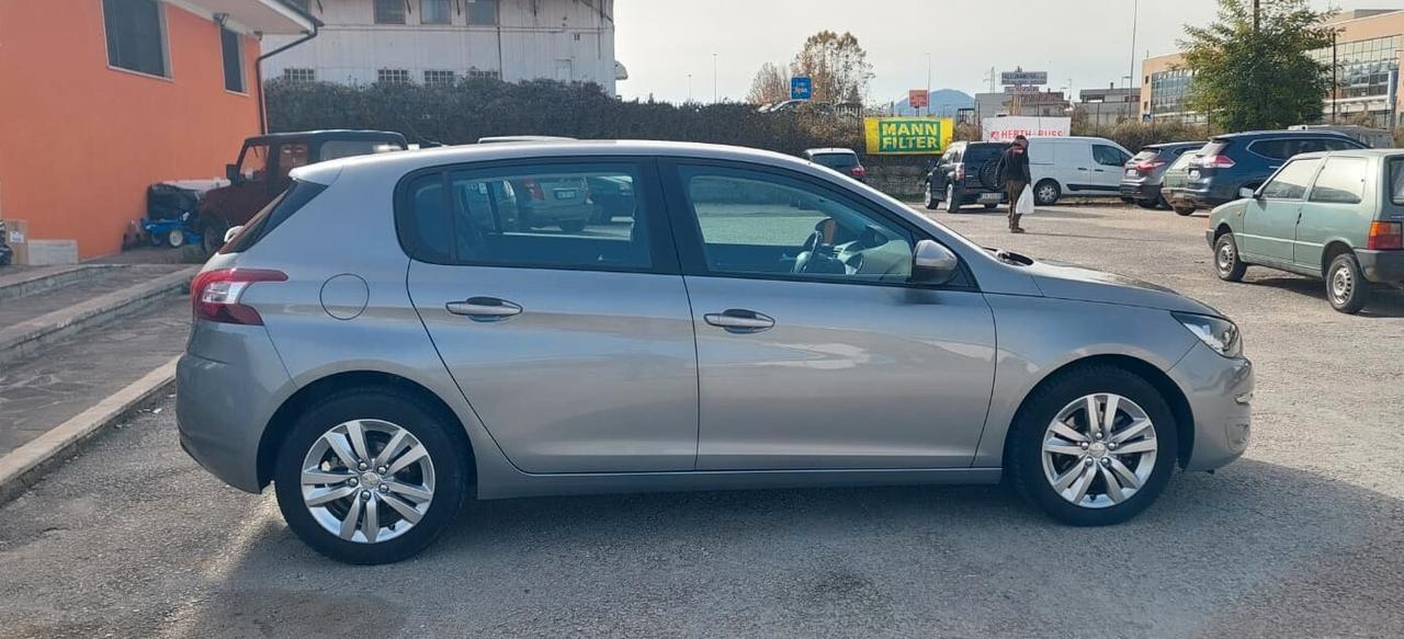 Peugeot 308 BlueHDi 120 S&S Business