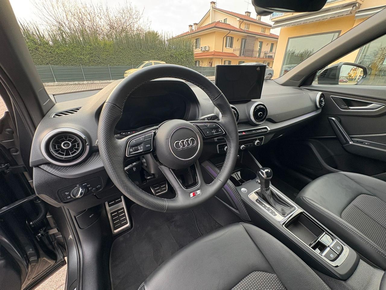 AUDI Q2 2.0 TDI IDENTITY BLACK S-LINE AUTOMATICO