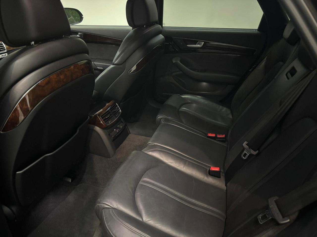 Audi A8 3.0 TDI 258 CV clean diesel quattro tiptronic