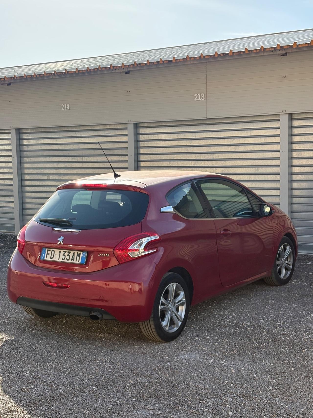 Peugeot 208 1.2 VTi 82 CV 3 porte Allure