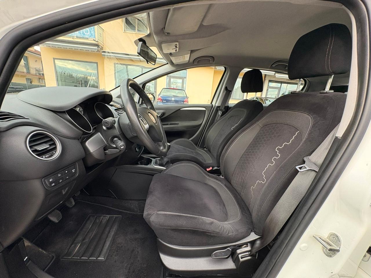 FIAT PUNTO EVO 1.3 MJT SI A NEOPATENTATI