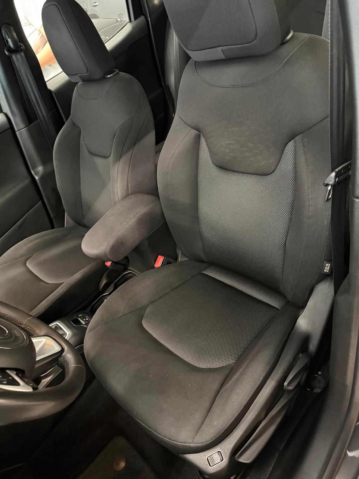 Jeep Renegade 1.6 Mjt 120 CV Longitude