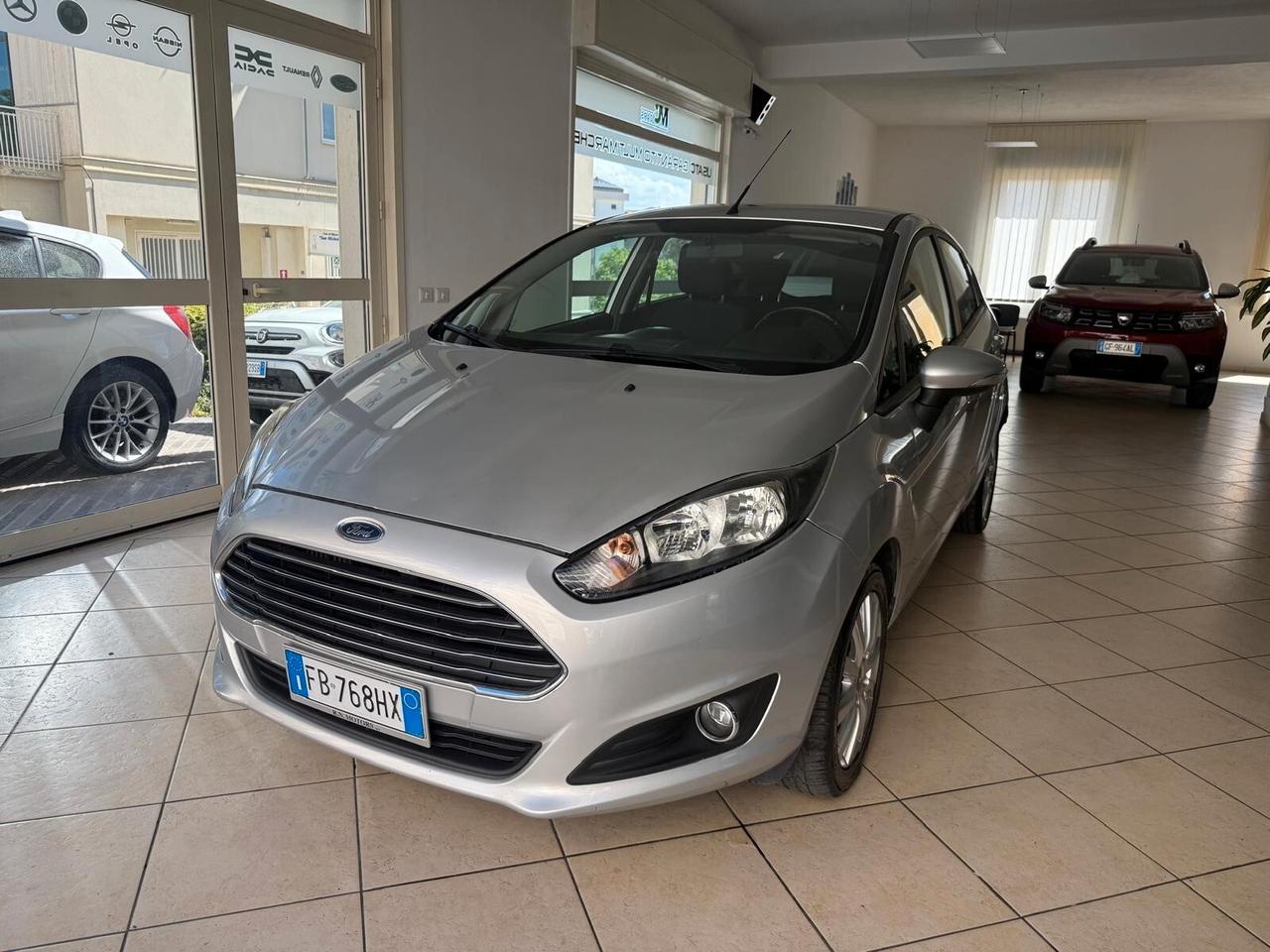 Ford Fiesta 1.5 TDCi 75CV 5 porte Black & White Edition