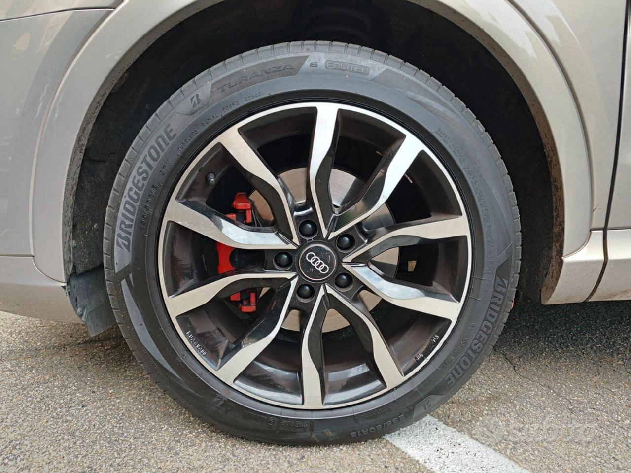 AUDI Q3 2.0 Tdi 177cv S-Tronic S-Line Edition