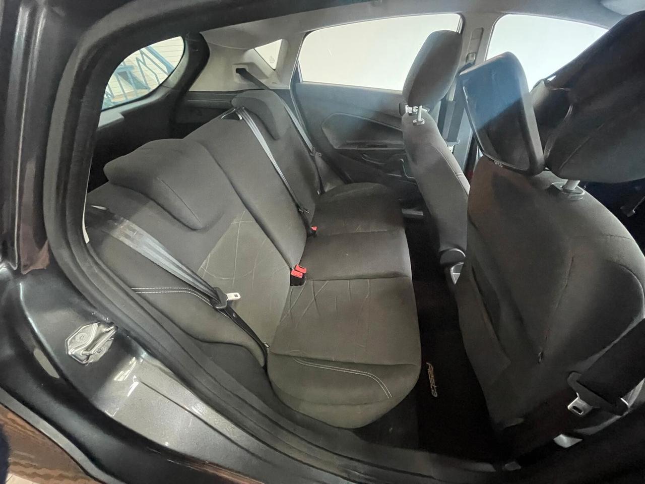 Ford Fiesta 1.4 5p. Bz.- GPL Titanium