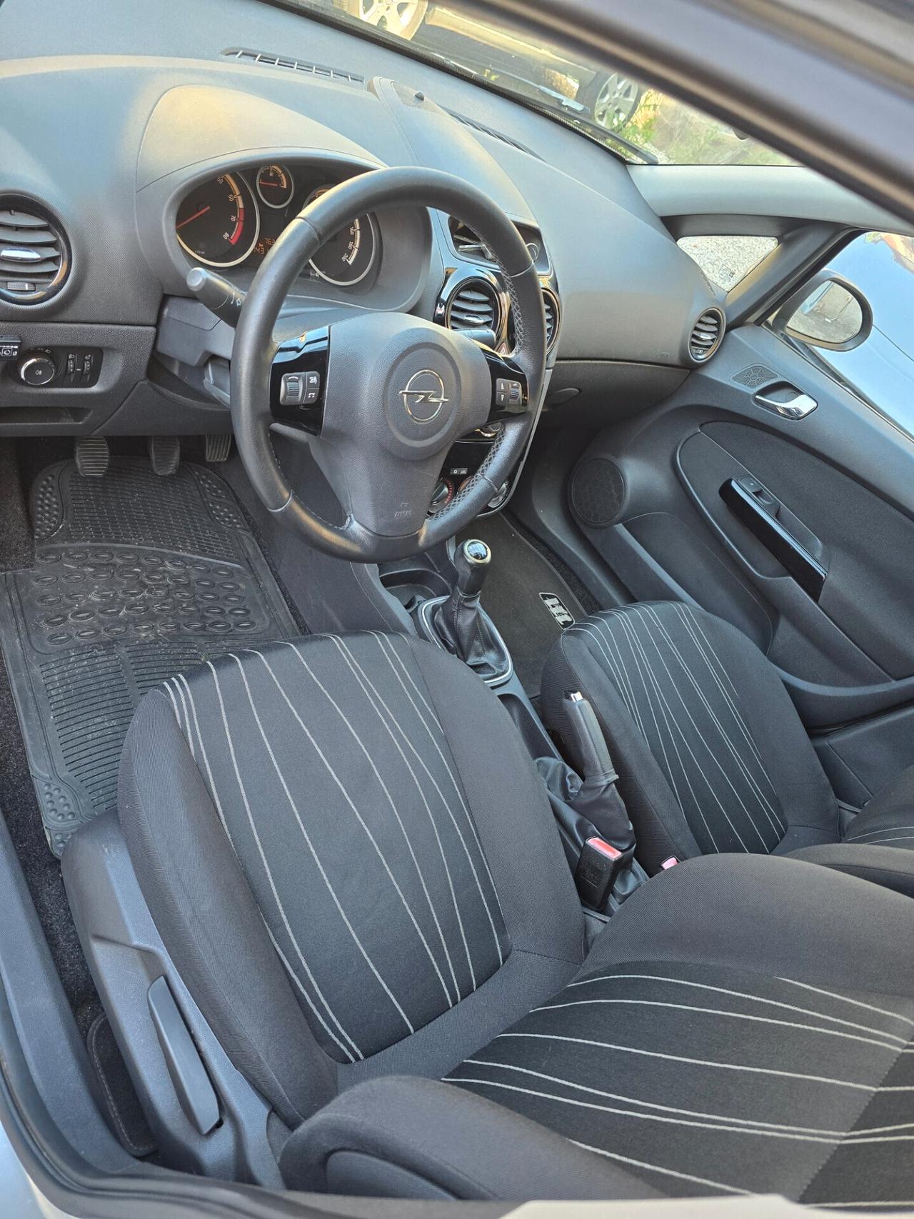 Opel Corsa 1.2 85CV 5 porte GPL-TECH Club