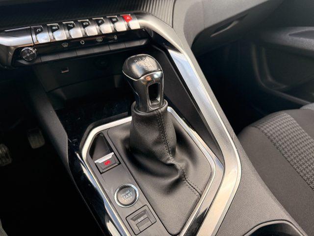 PEUGEOT 3008 BlueHDi 130 S&S Business