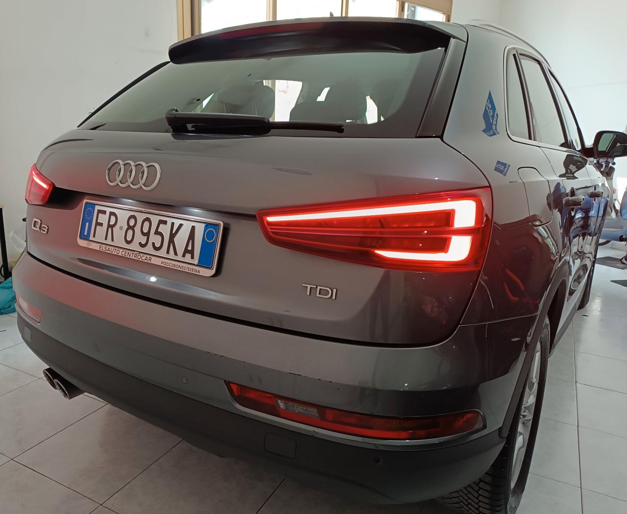 Audi Q3 2.0 TDI 120 CV S tronic Business