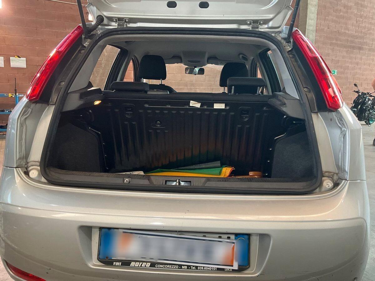 Fiat Punto 1.3 MJT II 75 CV 5 porte Street