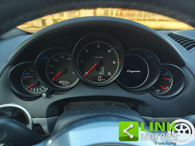 PORSCHE Cayenne 3.0 Diesel Platinum Edition
