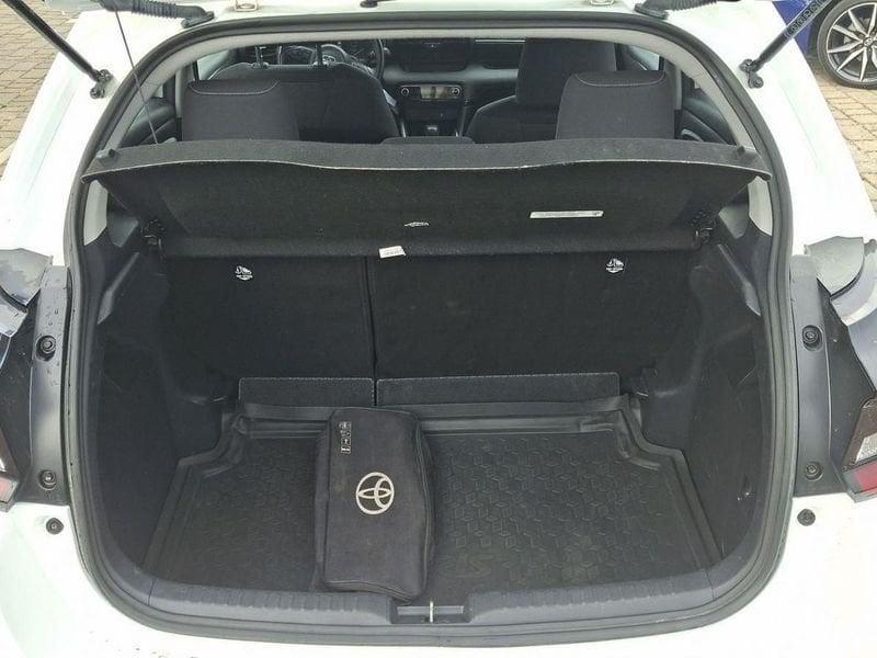 Toyota Yaris 1.5 hybrid Active
