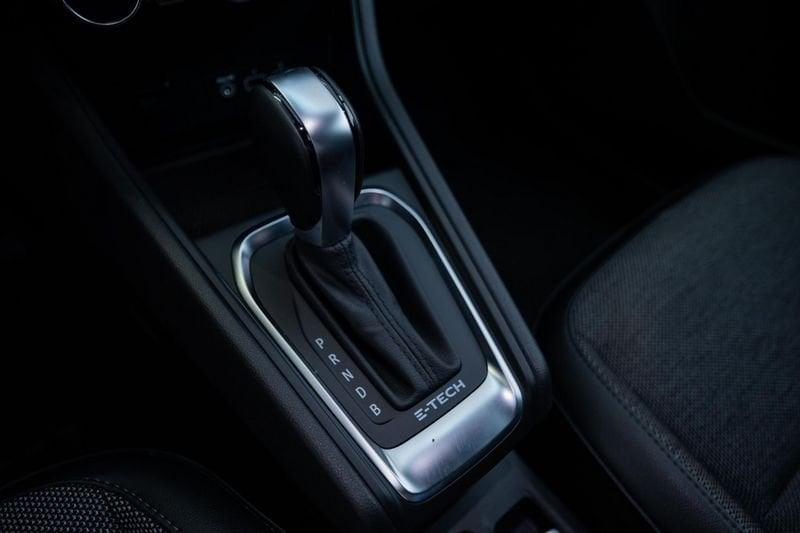 Renault Captur 1.6 E-Tech full hybrid Rive Gauche 145cv auto