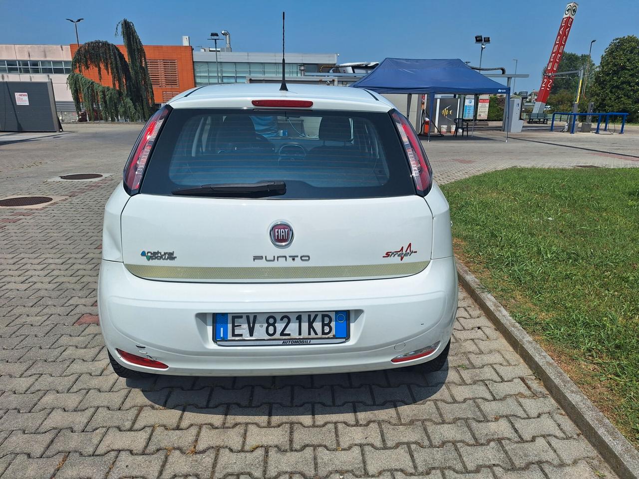 Fiat Punto 1.2 Benzina-Metano NEOPATENTATI 2014