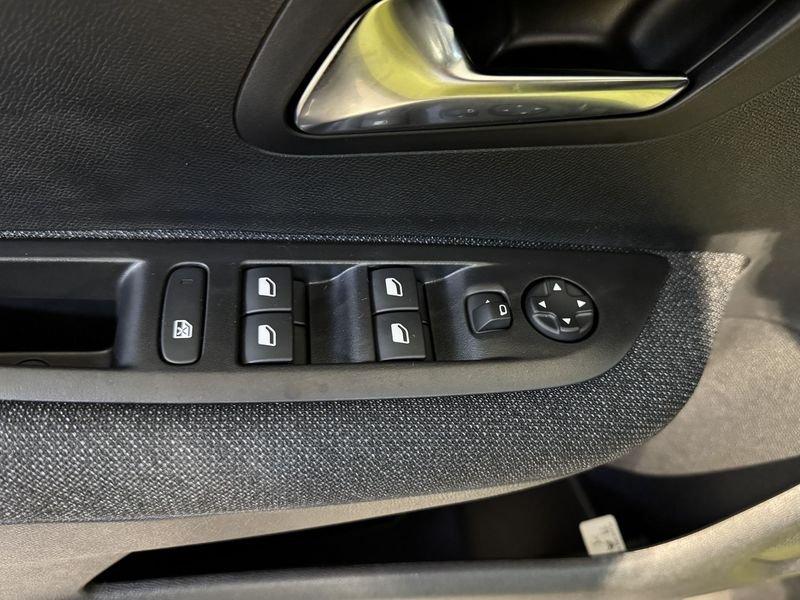 Peugeot 208 208 PureTech 100 Stop&Start 5 porte Style