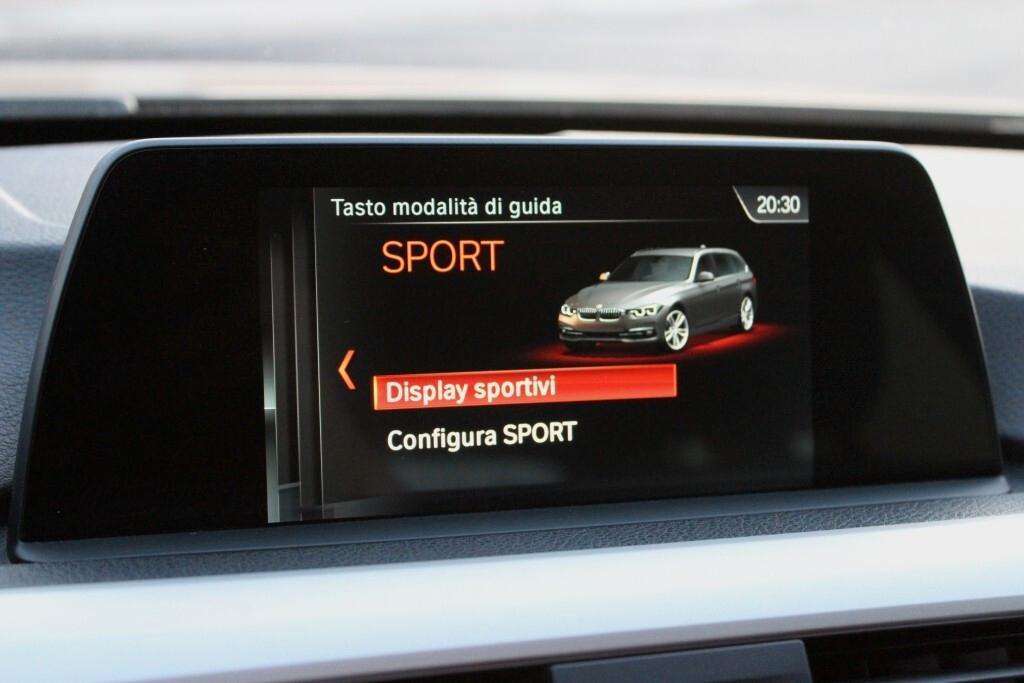 BMW 318d Touring Aut. *RETROCAMERA *FULL LED