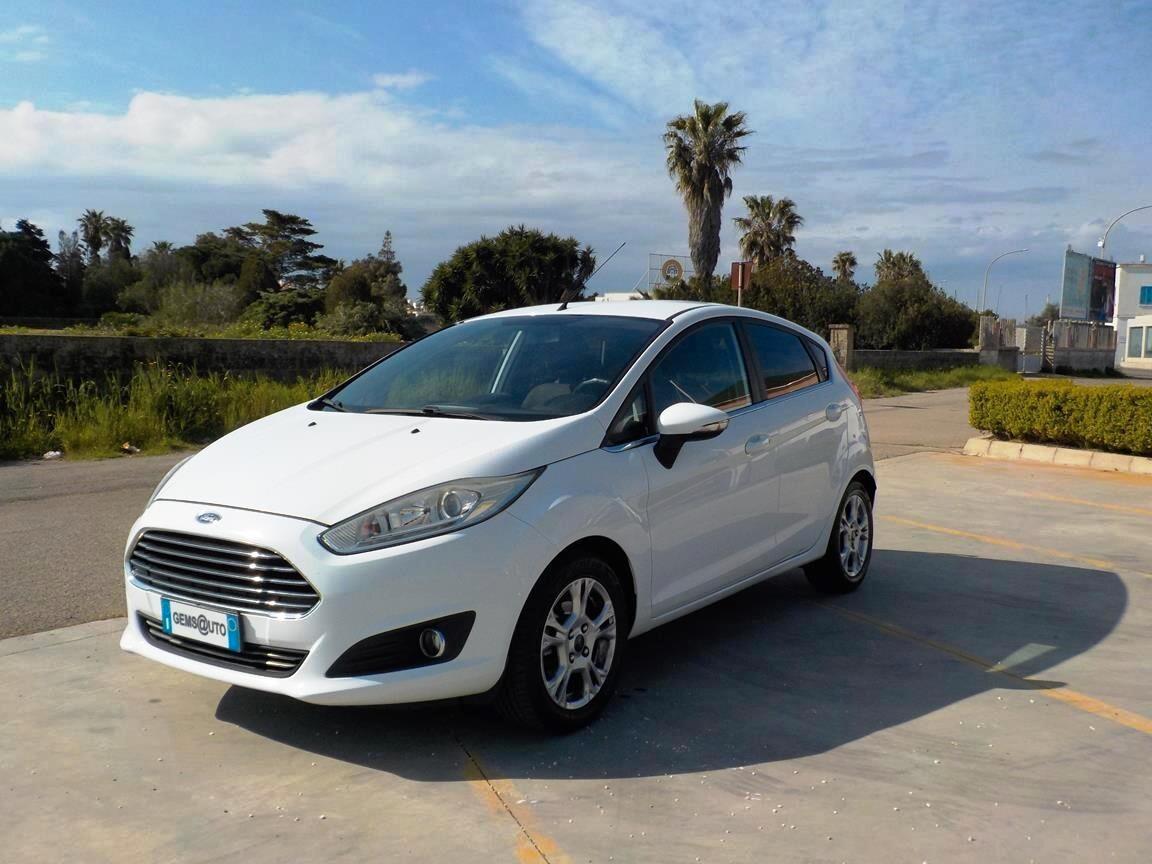 Ford Fiesta 1.5 TDCi 75CV 5 porte Titanium