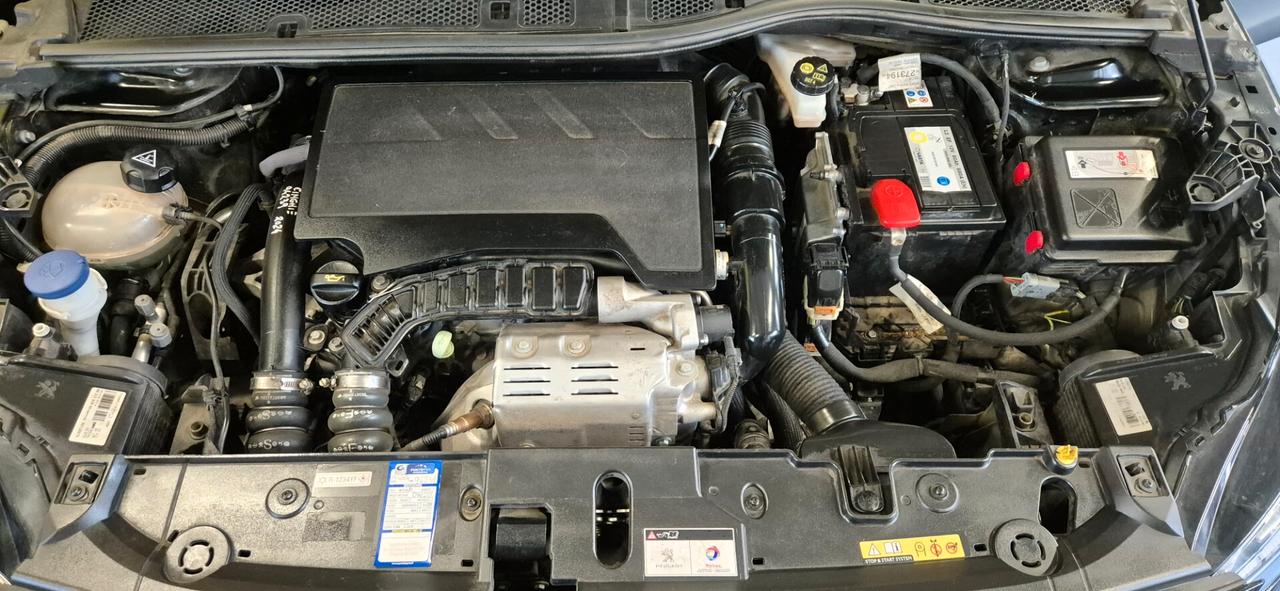 Peugeot 208 PureTech 100 Stop&Start 5 porte Allure Navi Pack
