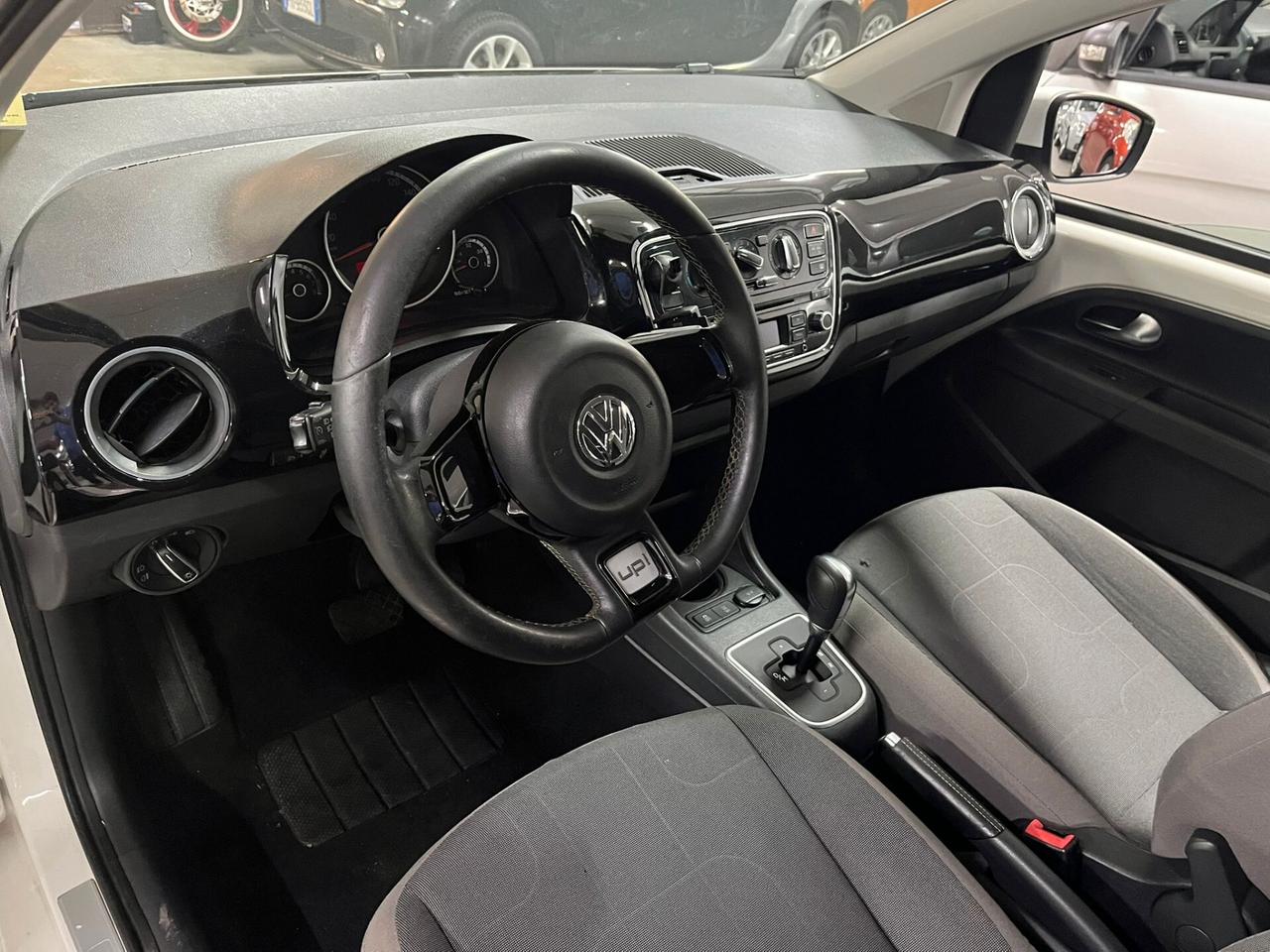 Volkswagen up CROSS 1.0 cambio automatico!!!
