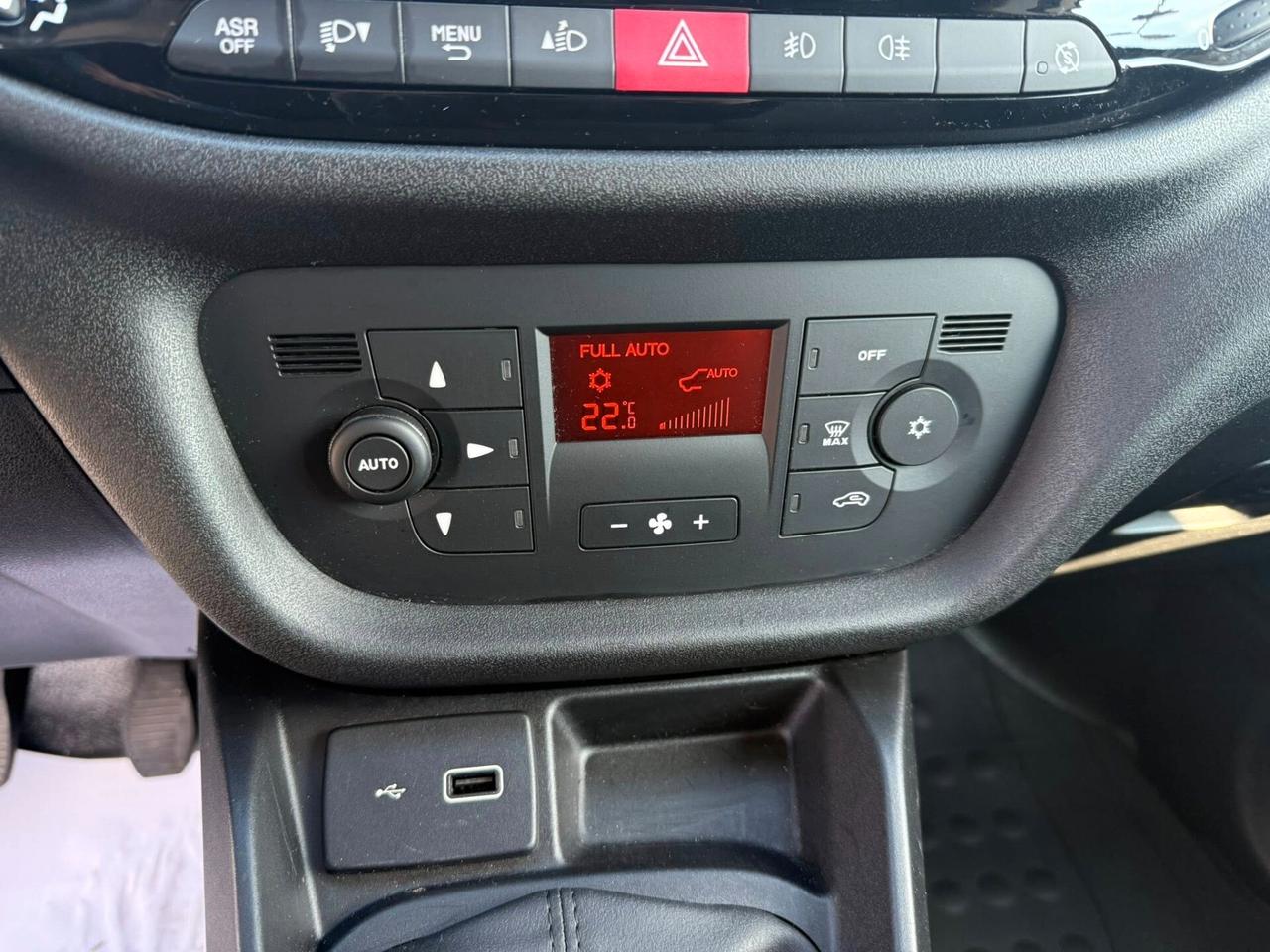 Fiat Doblò 1.6 MJT 105CV SX 3 Posti -Gancio T- FULL OPT