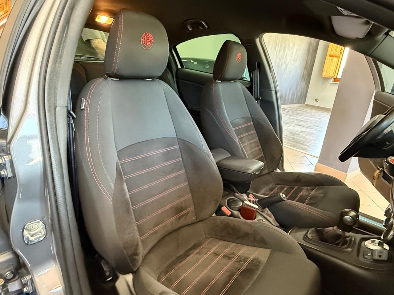 Alfa Romeo Giulietta 1.6 JTDm TCT 120 CV Sportiva