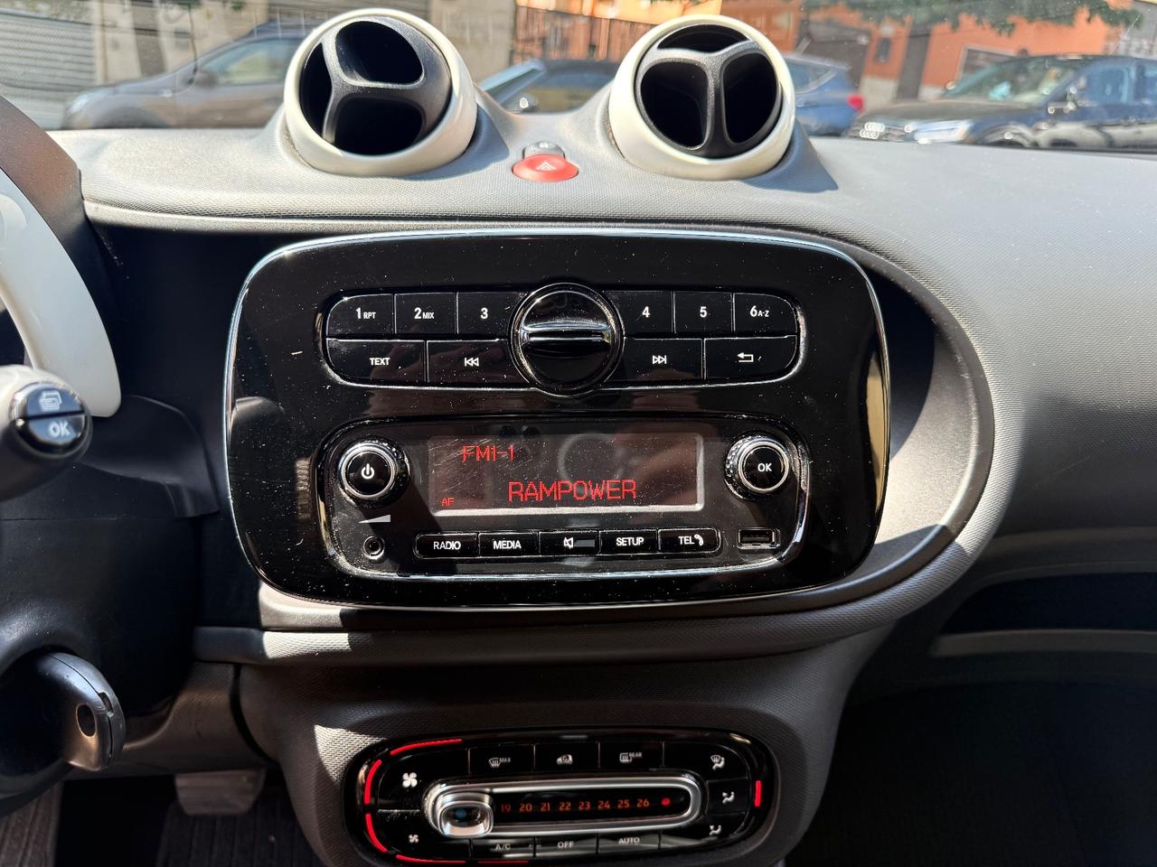 Smart ForTwo 70 1.0 twinamic Passion Pronta consegna