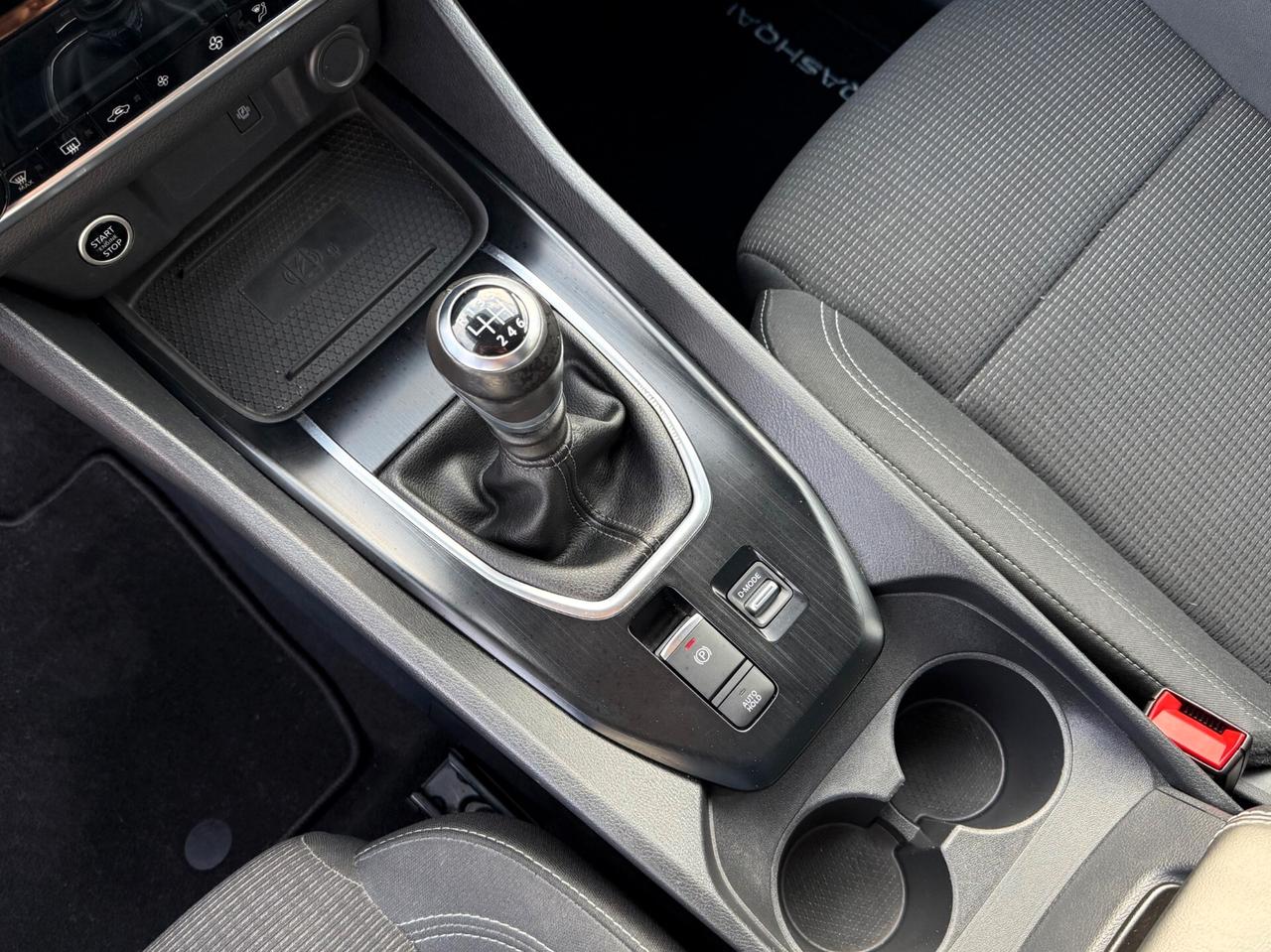 Nissan Qashqai MHEV 140 CV Business