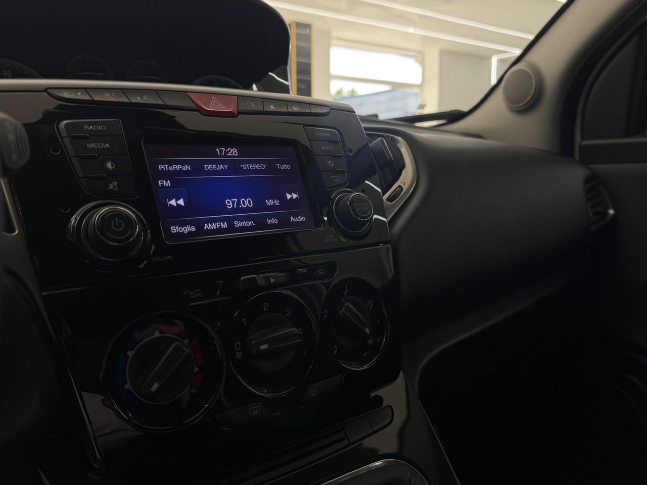 Lancia Ypsilon 1.2 GPL Ecochic Platinum