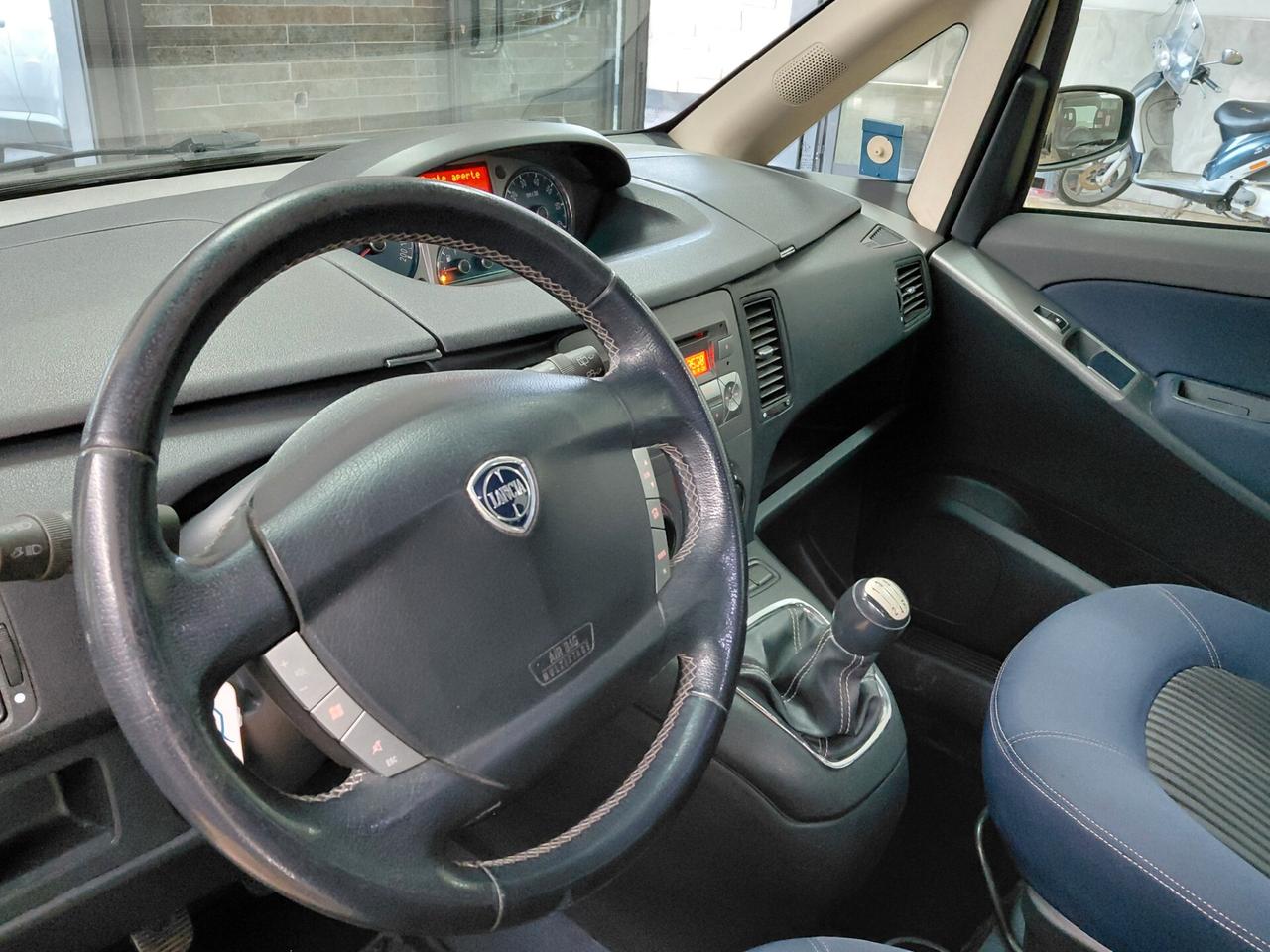 Lancia MUSA 1.3 Multijet 16V 90 CV Oro Plus