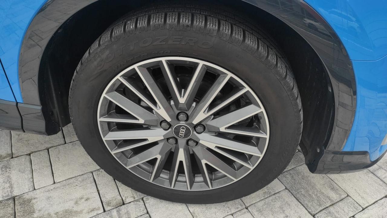 AUDI Q3 2.0 TDI 150CV 2WD S TRONIC S LINE