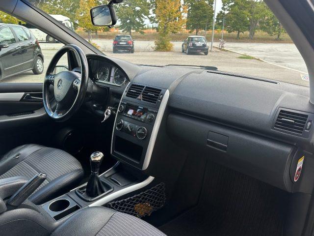 MERCEDES-BENZ A 150 Avantgarde