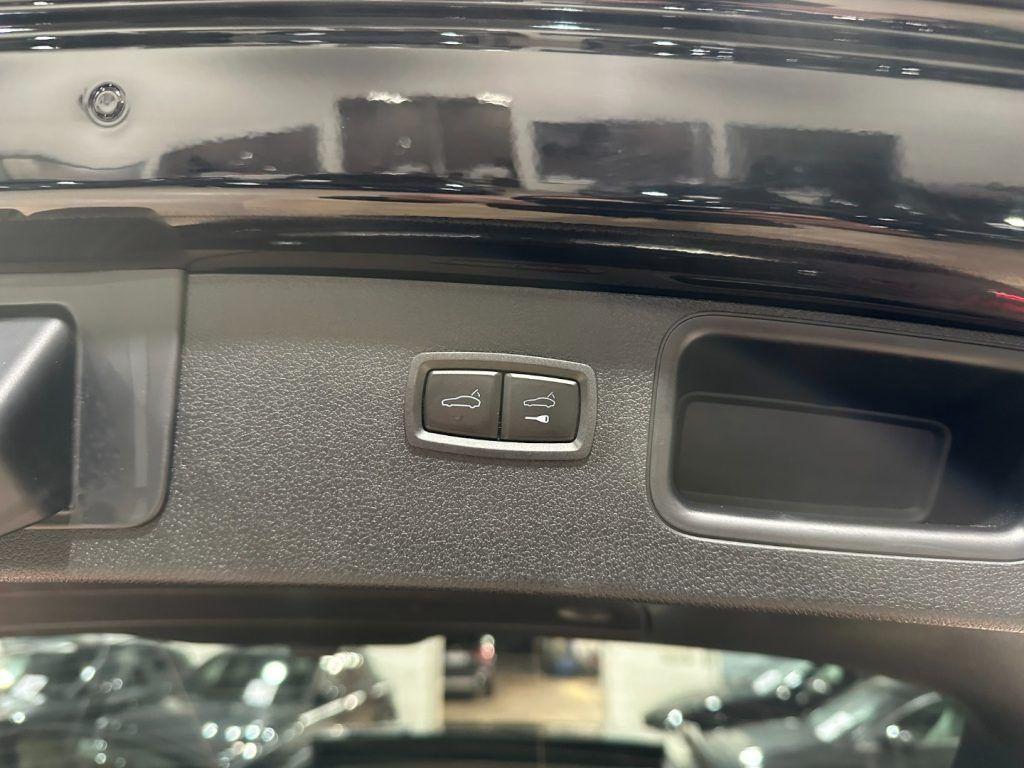 Porsche Macan 2.0 PDK-21"-Tetto- Camera 360-Bose-Scarichi-IVA