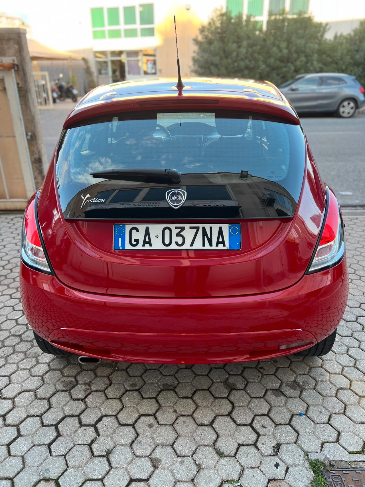 Lancia Ypsilon 1.2 69 CV 5 porte GPL Ecochic Gold